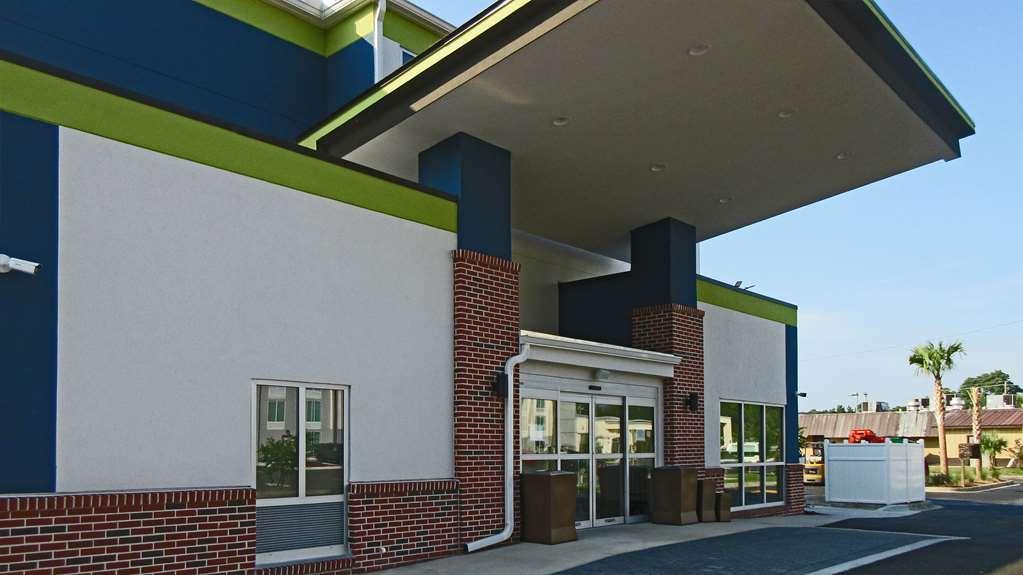 Comfort Inn & Suites Brunswick Exterior foto