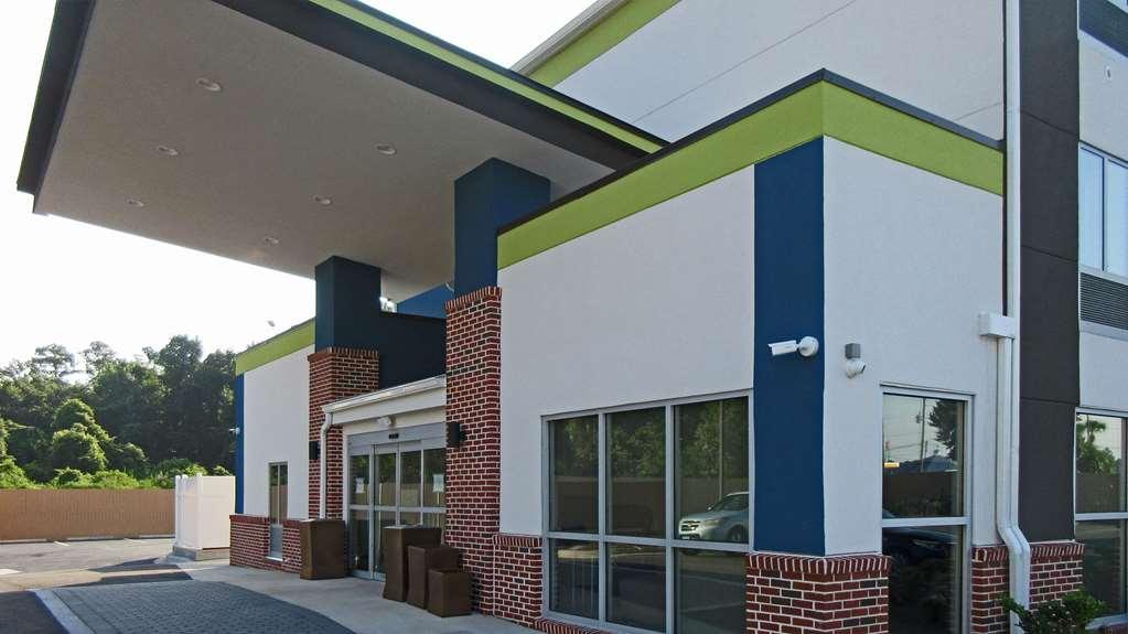 Comfort Inn & Suites Brunswick Exterior foto