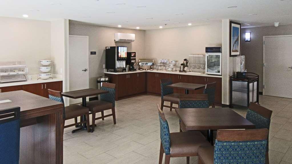 Comfort Inn & Suites Brunswick Exterior foto