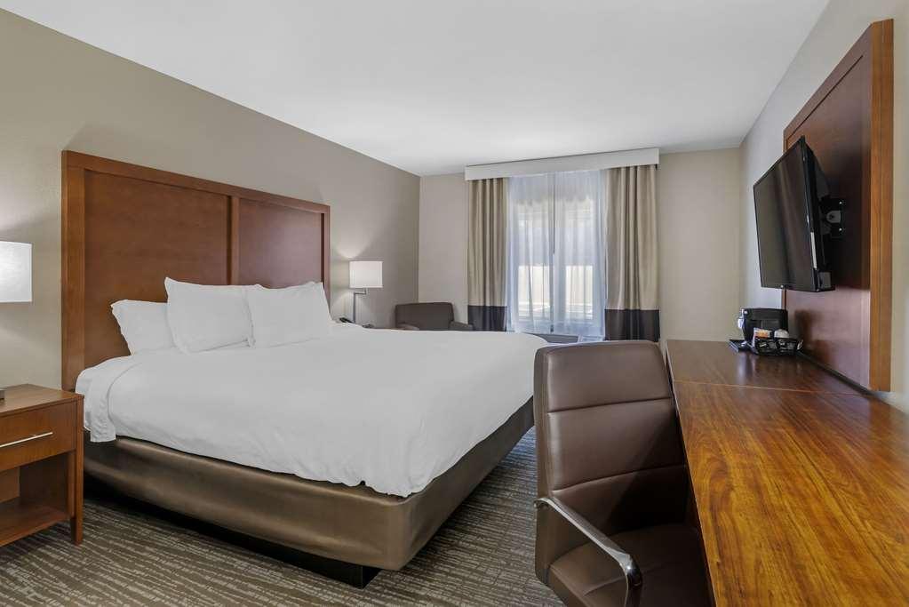Comfort Inn & Suites Brunswick Habitación foto